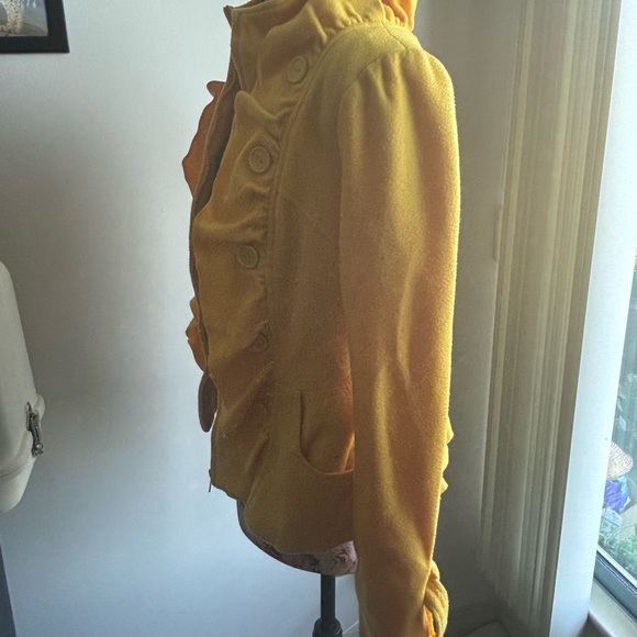 Yellow Ruffled Jacket - Picture 6 of 8
